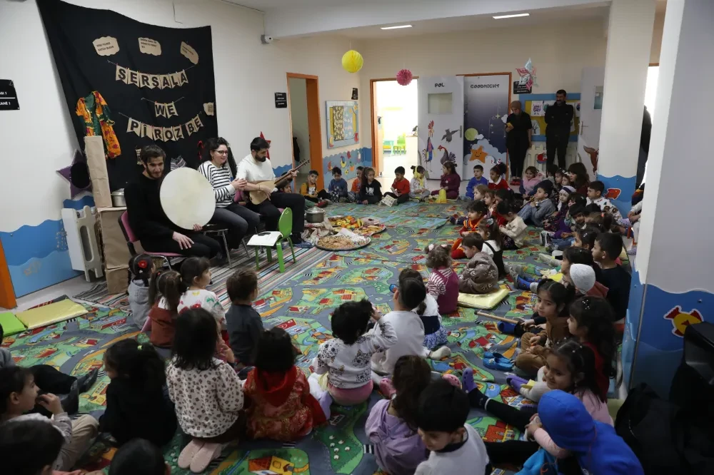 Diyarbakır Zarokistanlarda serê salê etkinliği düzenlendi