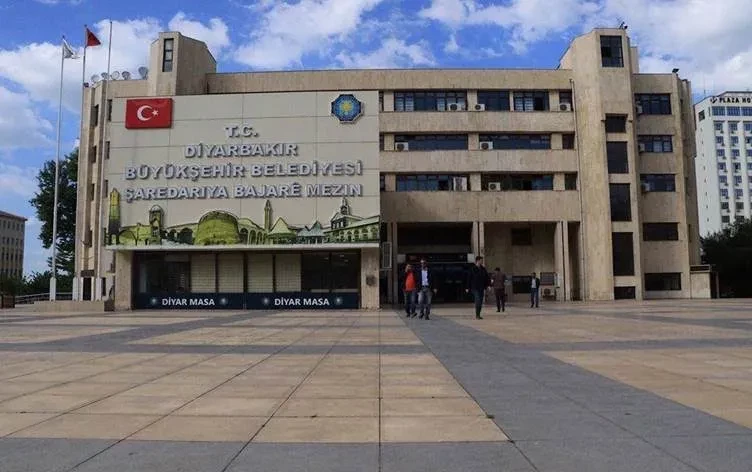 Diyarbakır Büyükşehir Belediyesi’nden Kürt Diline Yeni Destek: ALO Kurdî WhatsApp Hattı Hizmete Girdi