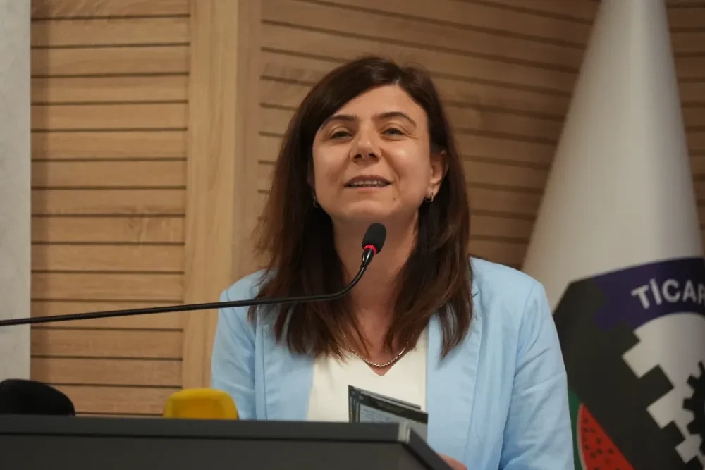 Serra Bucak : “Barışı ancak birlikte inşa edebiliriz”