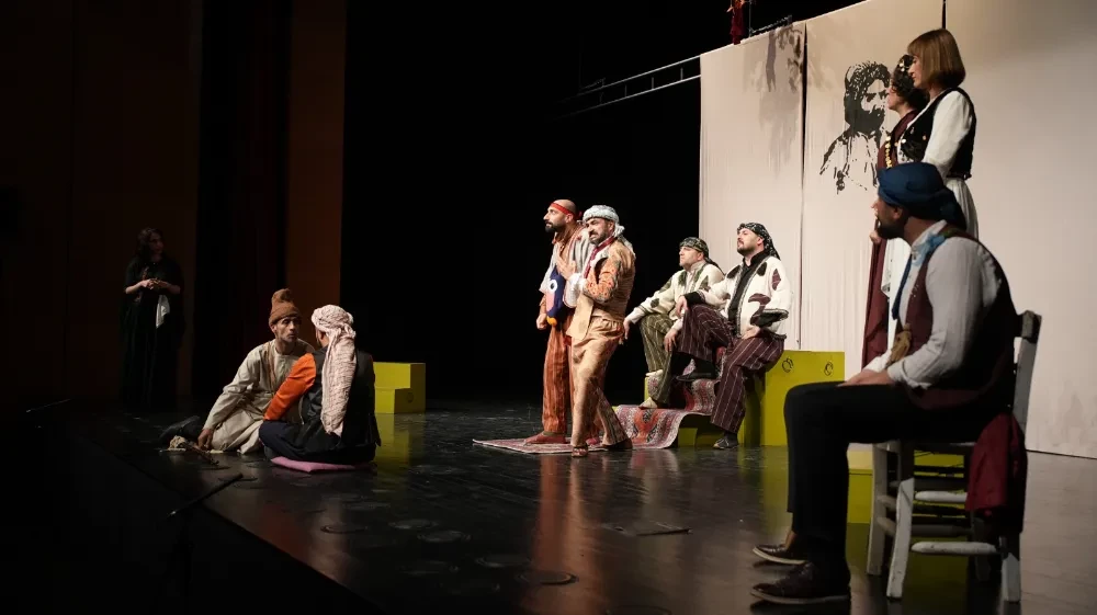 Bekoyê Ewan Karakteri 10. Amed Tiyatro Festivali’nde Seyirciyle Buluştu