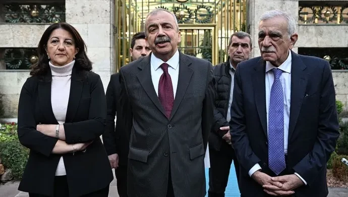 Ahmet Türk’ten Sırrı Süreyya Önder İçin Duygusal Veda: “Bir eksik değil, çok eksildik”